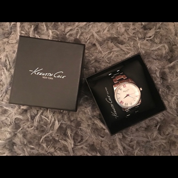 Kennth Cole- New York Woman’s watch - Picture 1 of 5